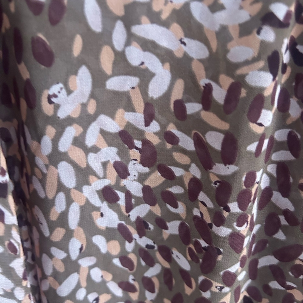 Express Pink Patterned Blouse - Picture 3 of 8